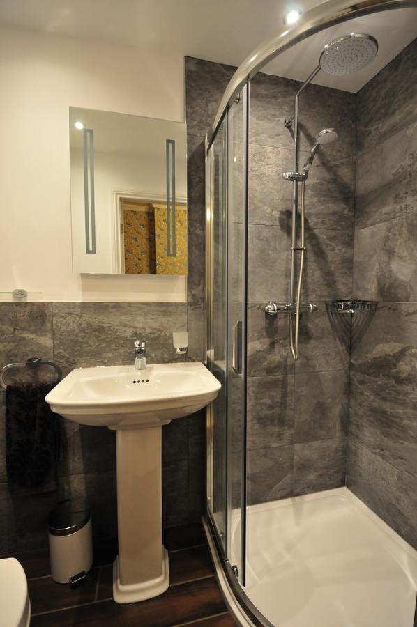 Ashtree House Bed And Breakfast Thornton  Экстерьер фото